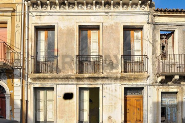 casa indipendente in vendita a Fiumefreddo di Sicilia