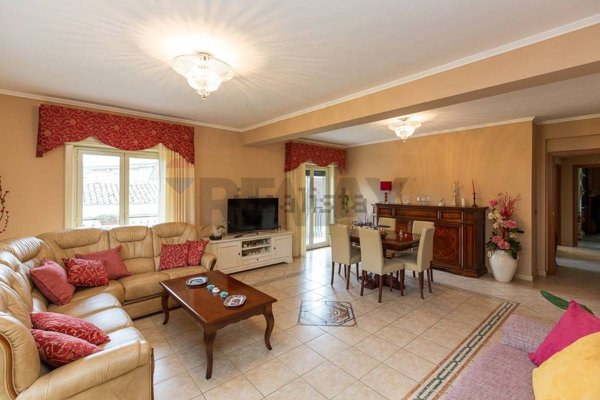 appartamento in vendita a Fiumefreddo di Sicilia