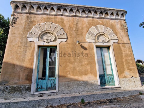 casa indipendente in vendita a Fiumefreddo di Sicilia