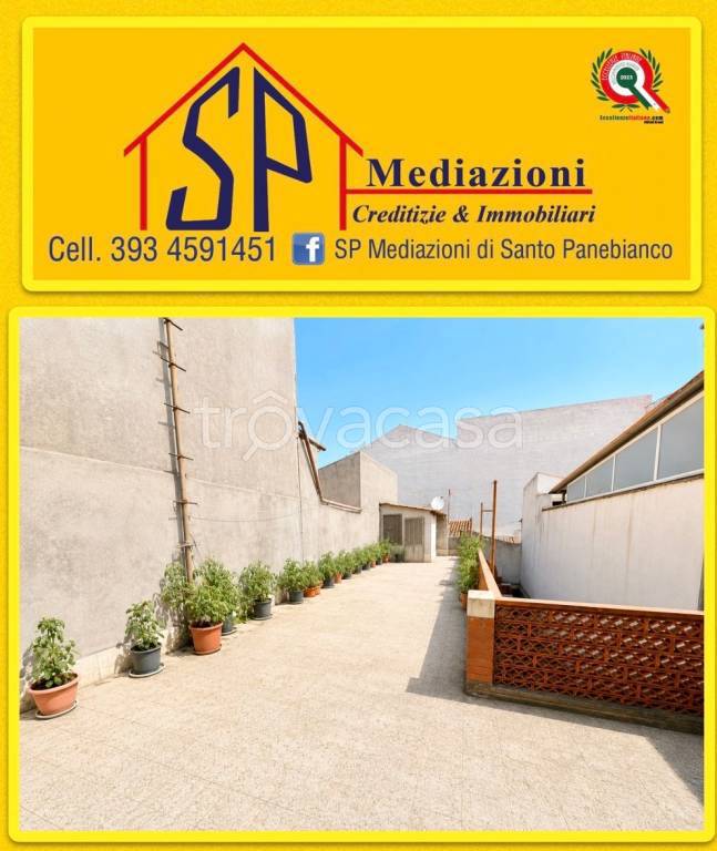 casa indipendente in vendita a Fiumefreddo di Sicilia
