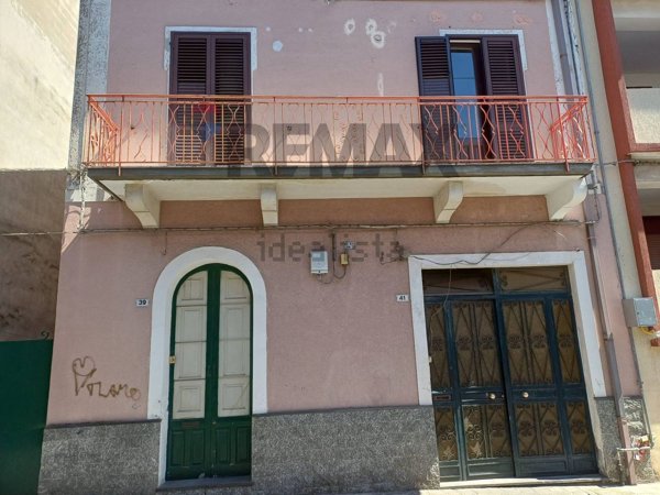 casa indipendente in vendita a Fiumefreddo di Sicilia in zona Civì