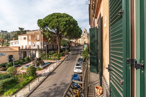 casa indipendente in vendita a Fiumefreddo di Sicilia
