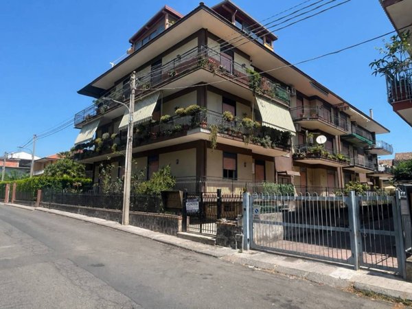 appartamento in vendita a Fiumefreddo di Sicilia