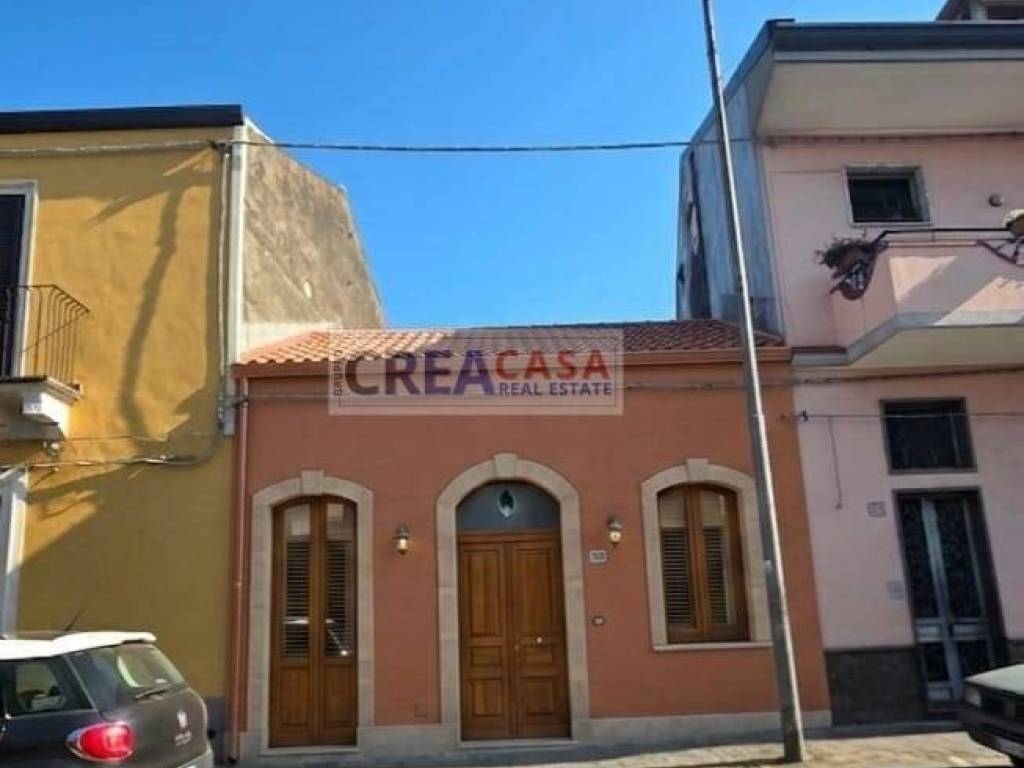 casa indipendente in vendita a Fiumefreddo di Sicilia