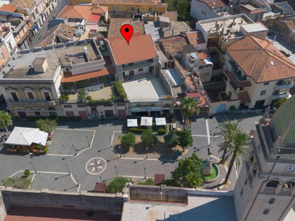 intera palazzina in vendita a Fiumefreddo di Sicilia
