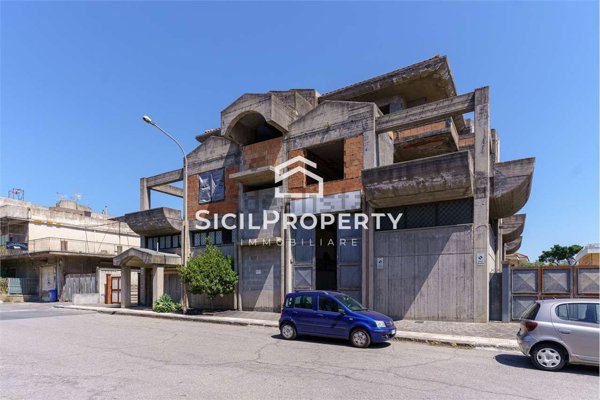 terreno edificabile in vendita a Fiumefreddo di Sicilia in zona Civì