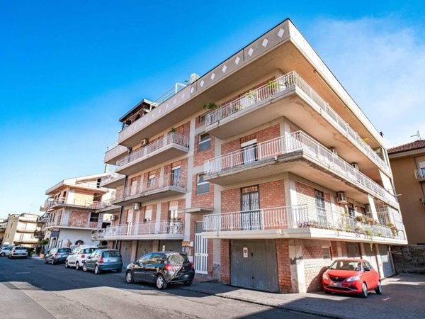 appartamento in vendita a Fiumefreddo di Sicilia