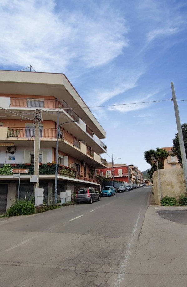 appartamento in vendita a Fiumefreddo di Sicilia in zona Torrerossa