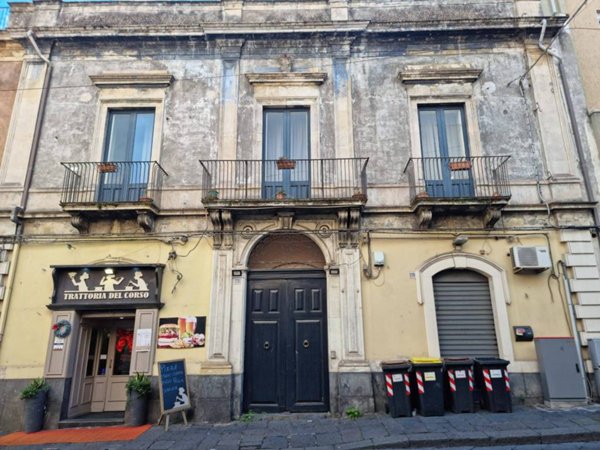 intera palazzina in vendita a Giarre