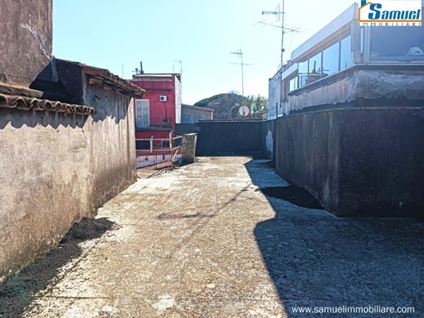 casa indipendente in vendita a Giarre in zona Macchia