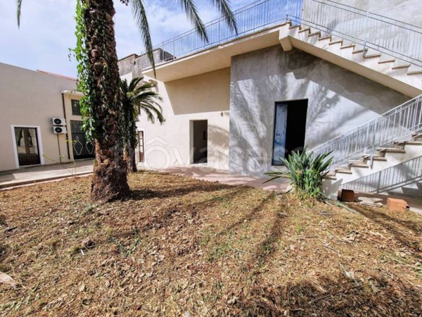 casa indipendente in vendita a Giarre