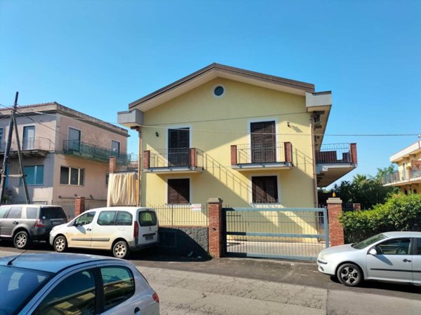 casa indipendente in vendita a Giarre in zona San Leonardello
