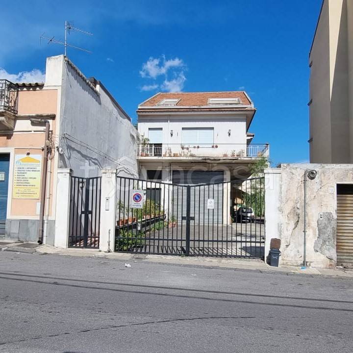 casa indipendente in vendita a Giarre