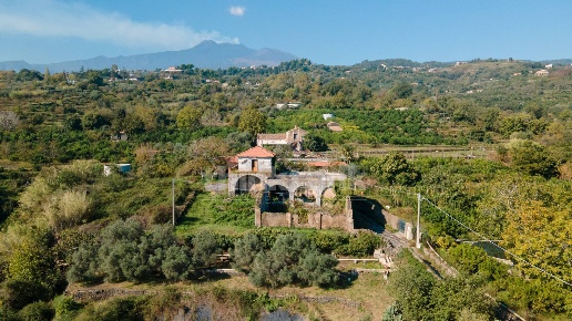 casa indipendente in vendita a Giarre in zona Macchia