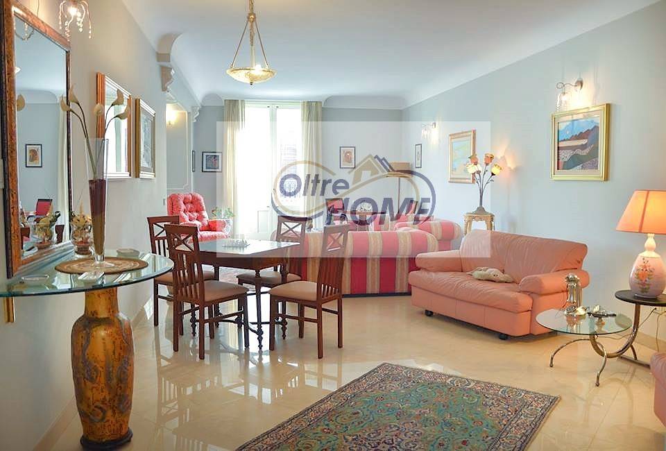 intera palazzina in vendita a Giarre