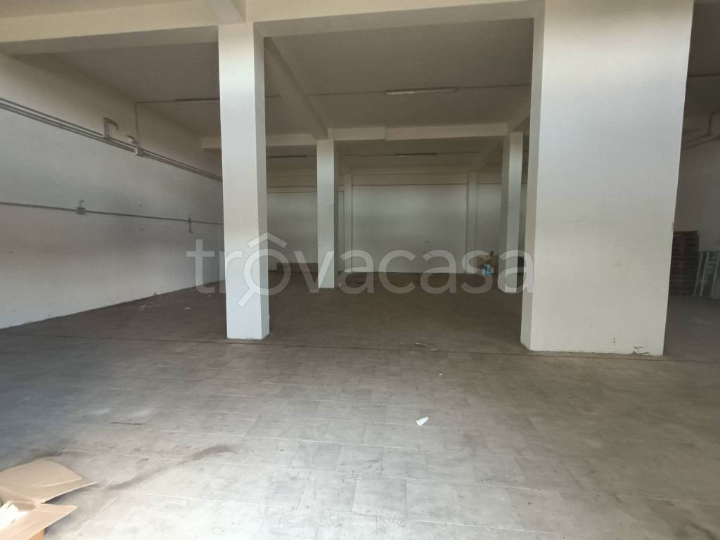 negozio in vendita a Giarre in zona Macchia