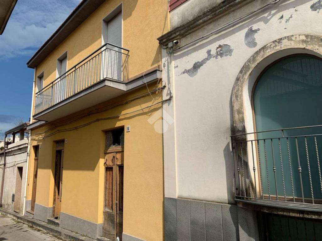 casa indipendente in vendita a Giarre