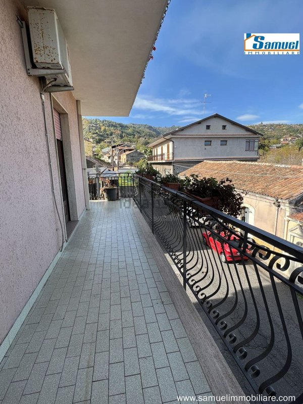 appartamento in vendita a Giarre in zona Macchia