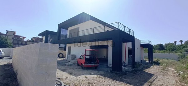casa indipendente in vendita a Giarre in zona Macchia