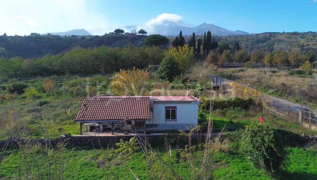 casa indipendente in vendita a Giarre
