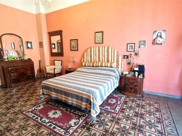 casa indipendente in vendita a Giarre