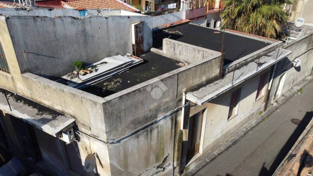 casa indipendente in vendita a Giarre