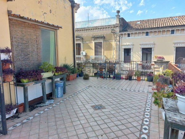 appartamento in vendita a Giarre