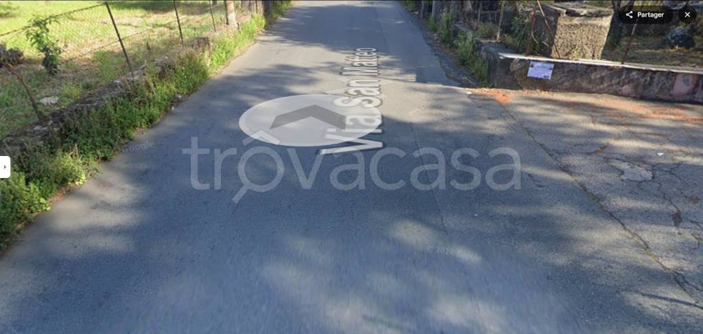appartamento in vendita a Giarre in zona Macchia