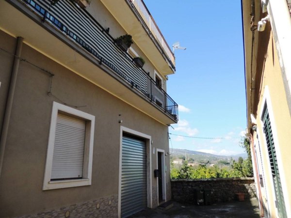 casa indipendente in vendita a Giarre