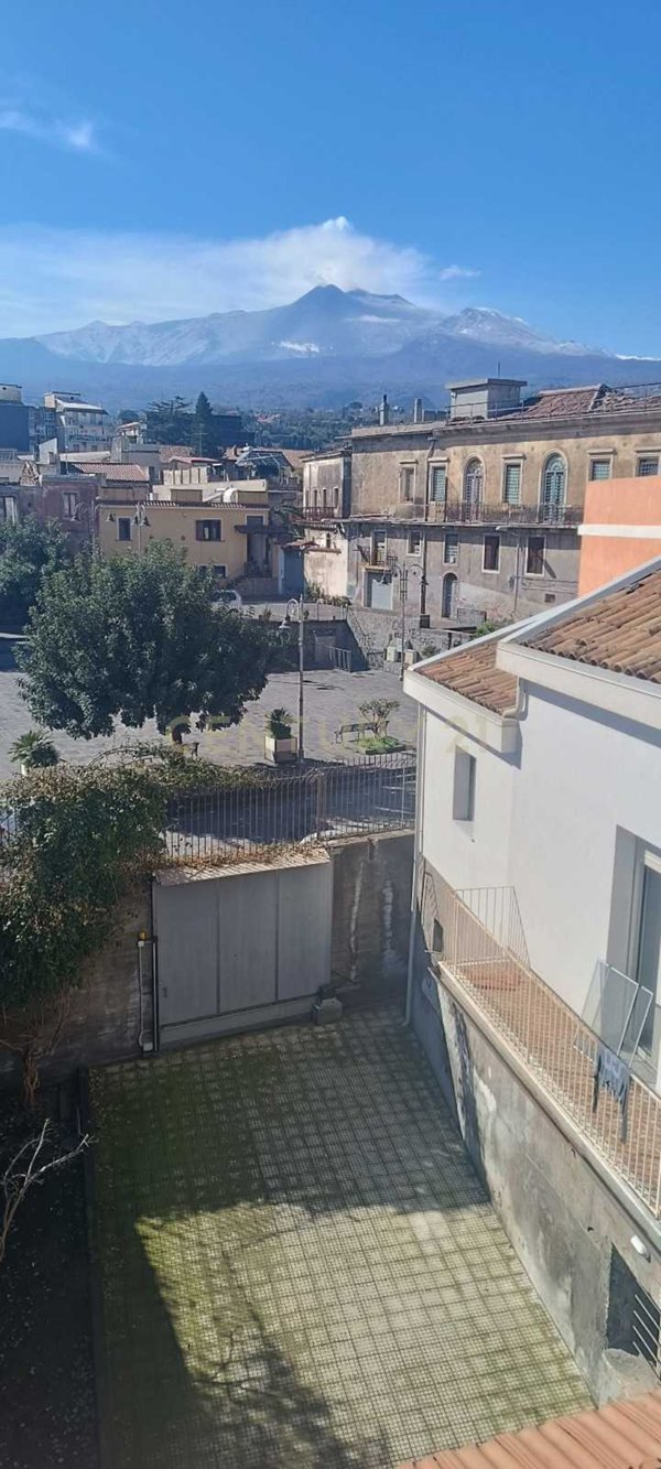 casa indipendente in vendita a Giarre