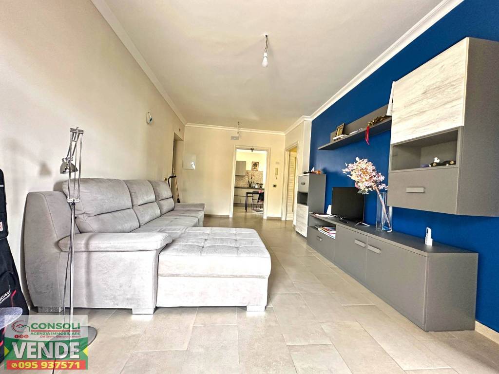 appartamento in vendita a Giarre in zona San Giovanni Montebello