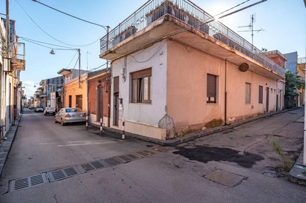 casa indipendente in vendita a Giarre in zona Macchia