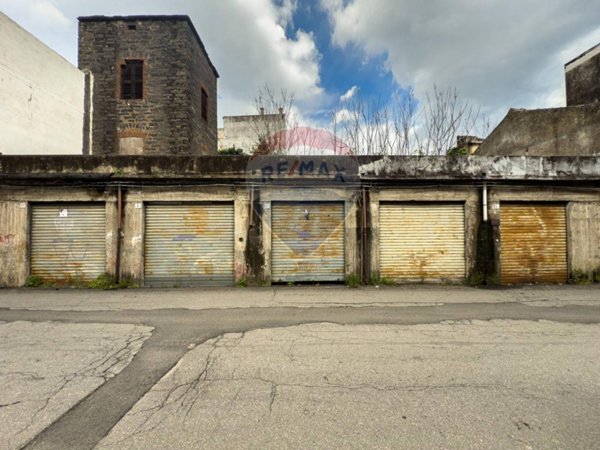 appartamento in vendita a Giarre in zona Macchia