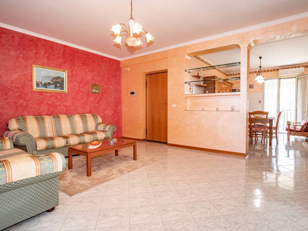 appartamento in vendita a Giarre