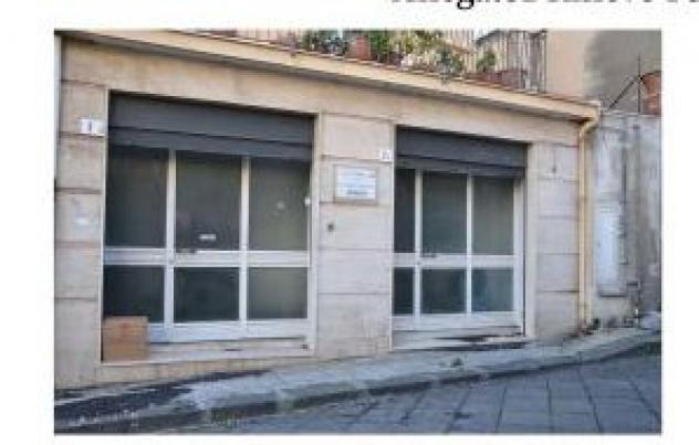 locale commerciale in vendita a Giarre