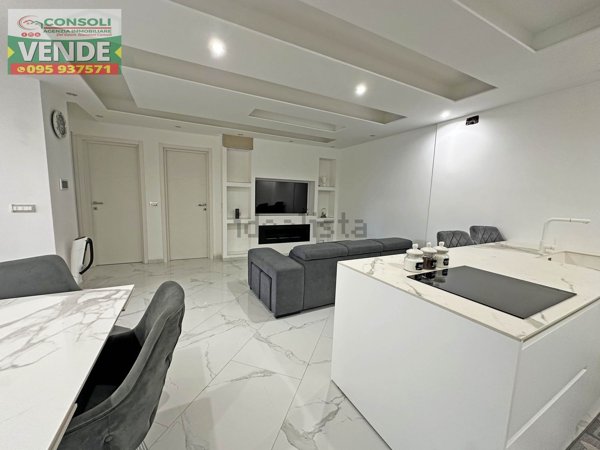 casa indipendente in vendita a Giarre in zona San Giovanni Montebello