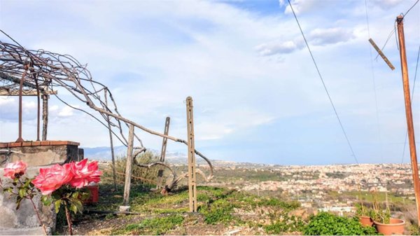 casa indipendente in vendita a Giarre in zona Miscarello
