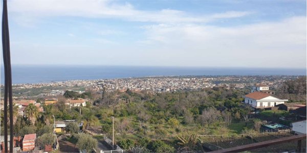 appartamento in vendita a Giarre in zona San Giovanni Montebello