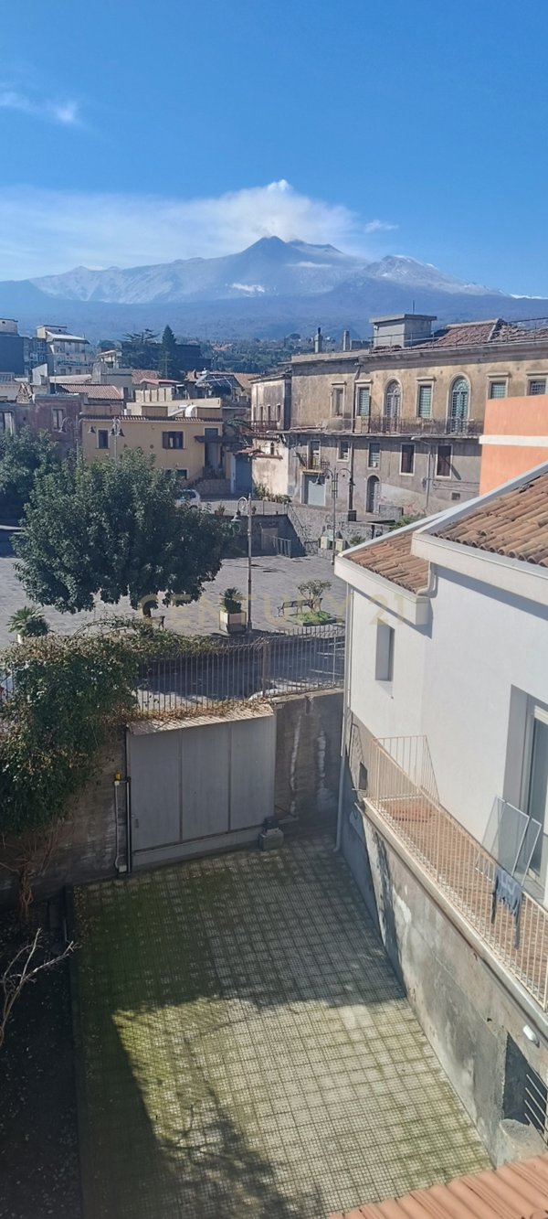 casa indipendente in vendita a Giarre