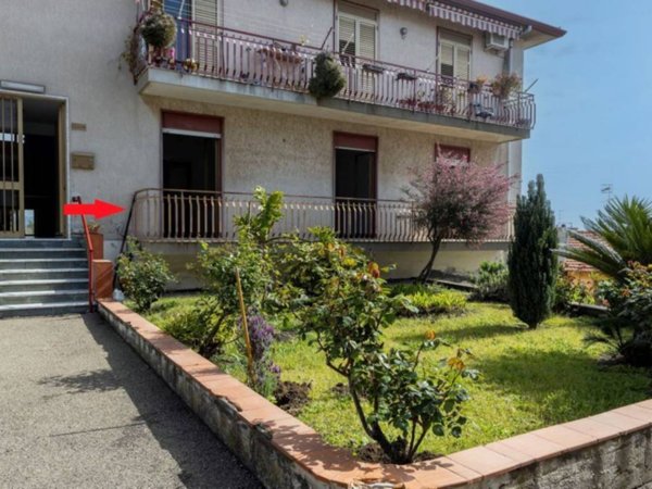 appartamento in vendita a Giarre in zona San Giovanni Montebello