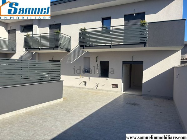 appartamento in vendita a Giarre in zona Carruba