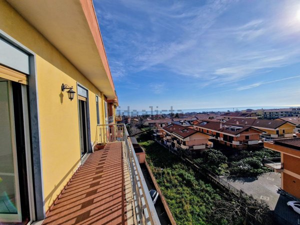 appartamento in vendita a Giarre