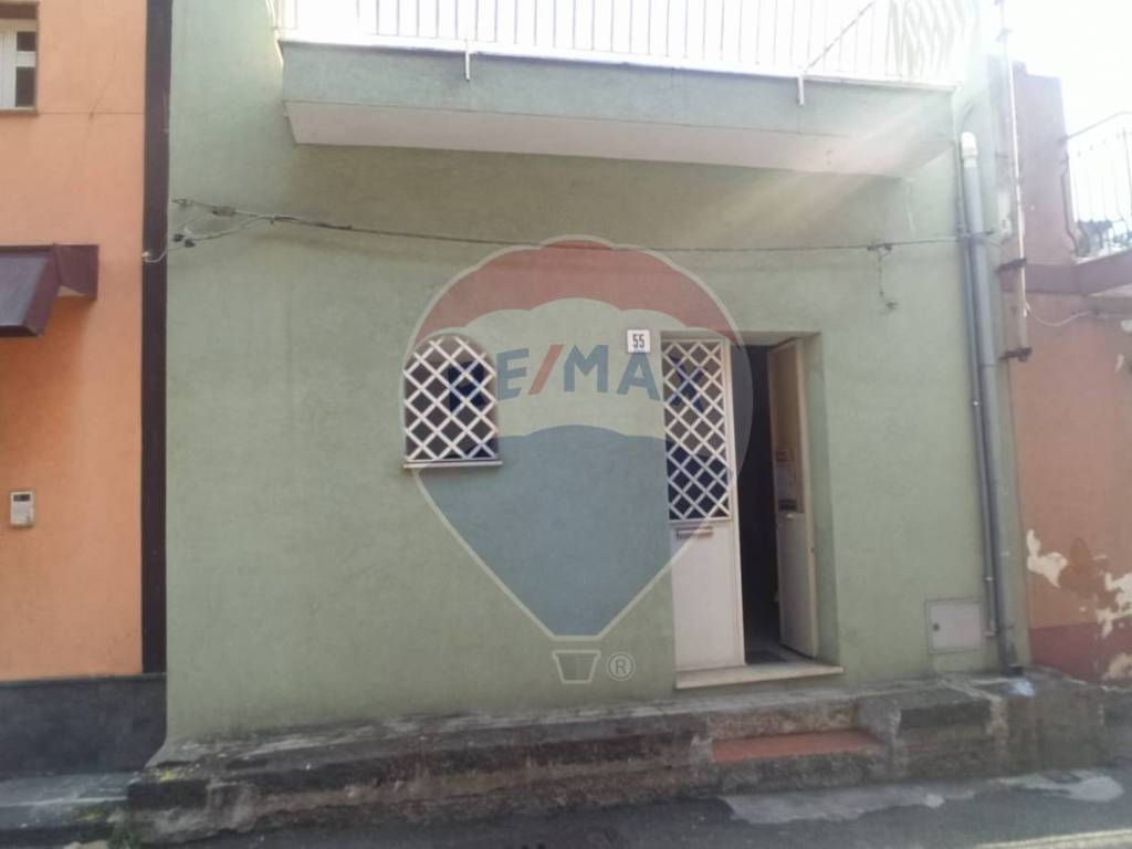 casa indipendente in vendita a Giarre in zona Macchia