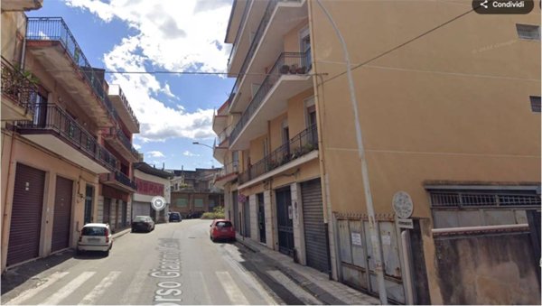negozio in vendita a Giarre