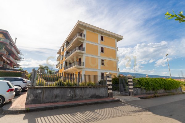 appartamento in vendita a Giarre