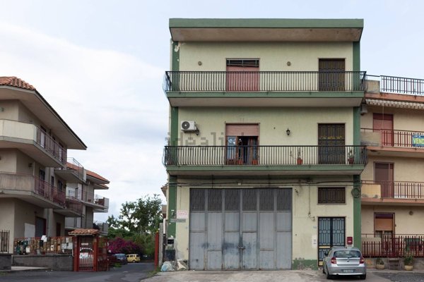 casa semindipendente in vendita a Giarre