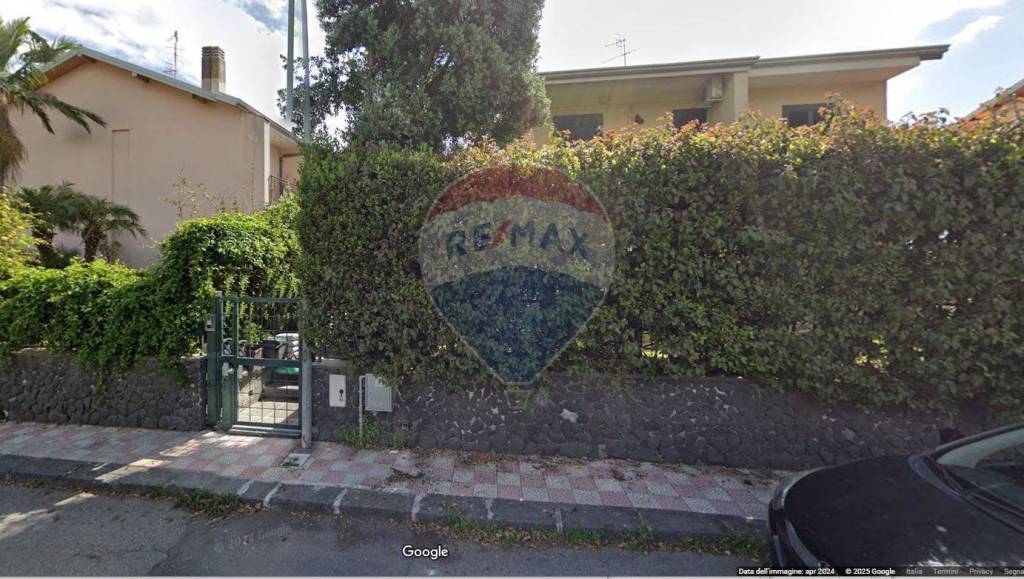 casa indipendente in vendita a Giarre