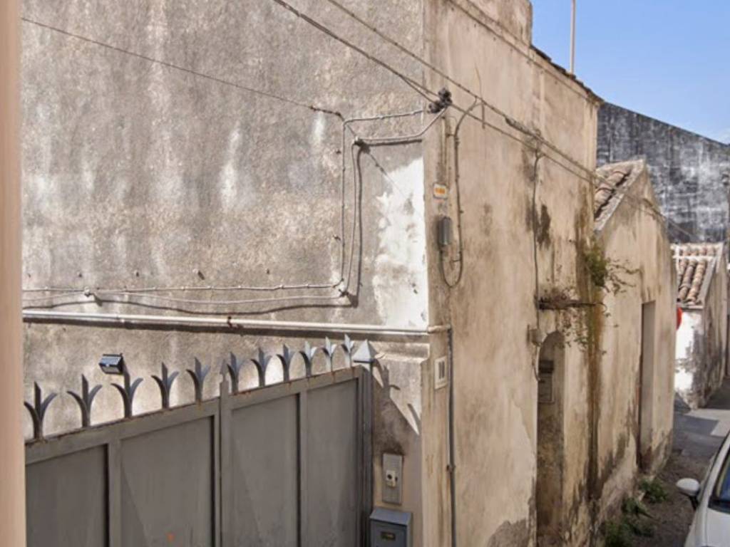 casa indipendente in vendita a Giarre