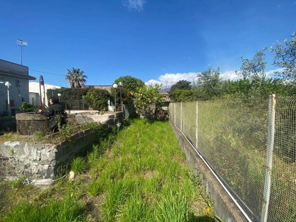 casa indipendente in vendita a Giarre in zona Trepunti