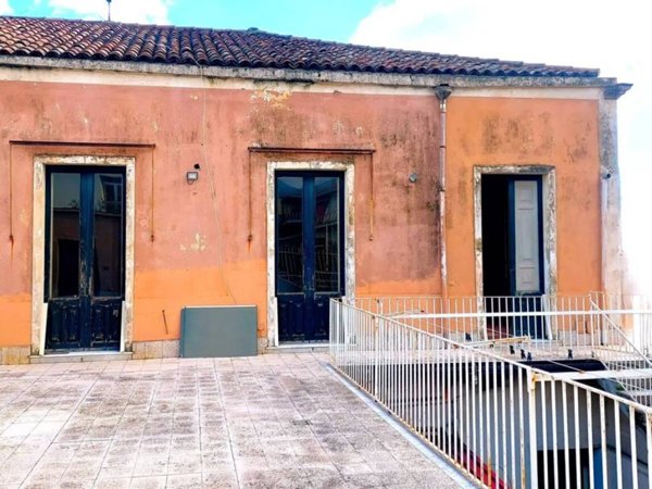 casa indipendente in vendita a Giarre